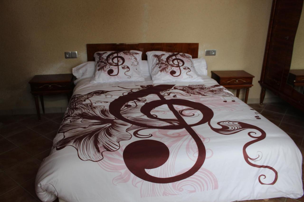 Bed and Breakfast Domaine De La Touche Mosnay Exterior foto