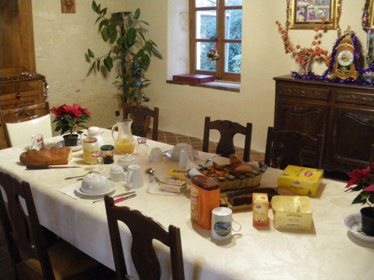 Bed and Breakfast Domaine De La Touche Mosnay Exterior foto